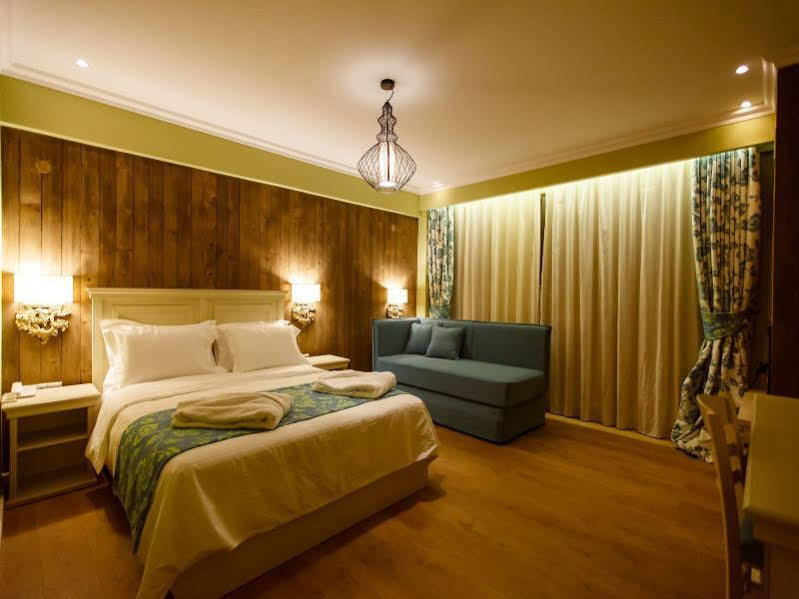 Irenes Resort Loutraki  Luaran gambar